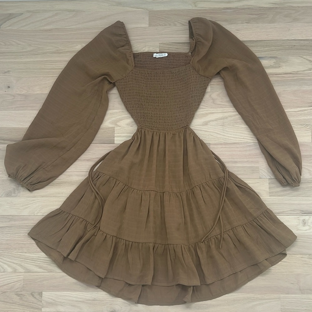 12th tribe, backless, western ruffle flare, tan brown long sleeve dress small